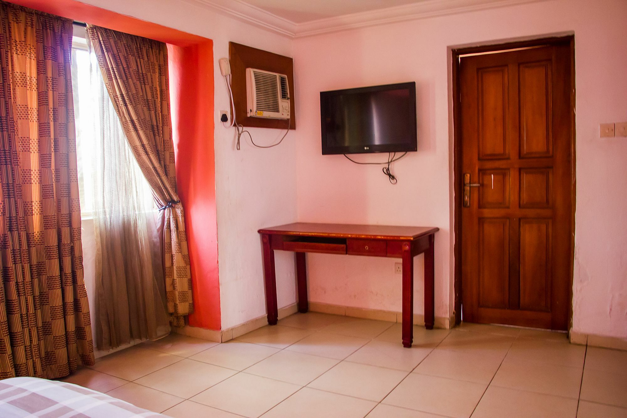 Apollo Hotel Lagos Exterior photo